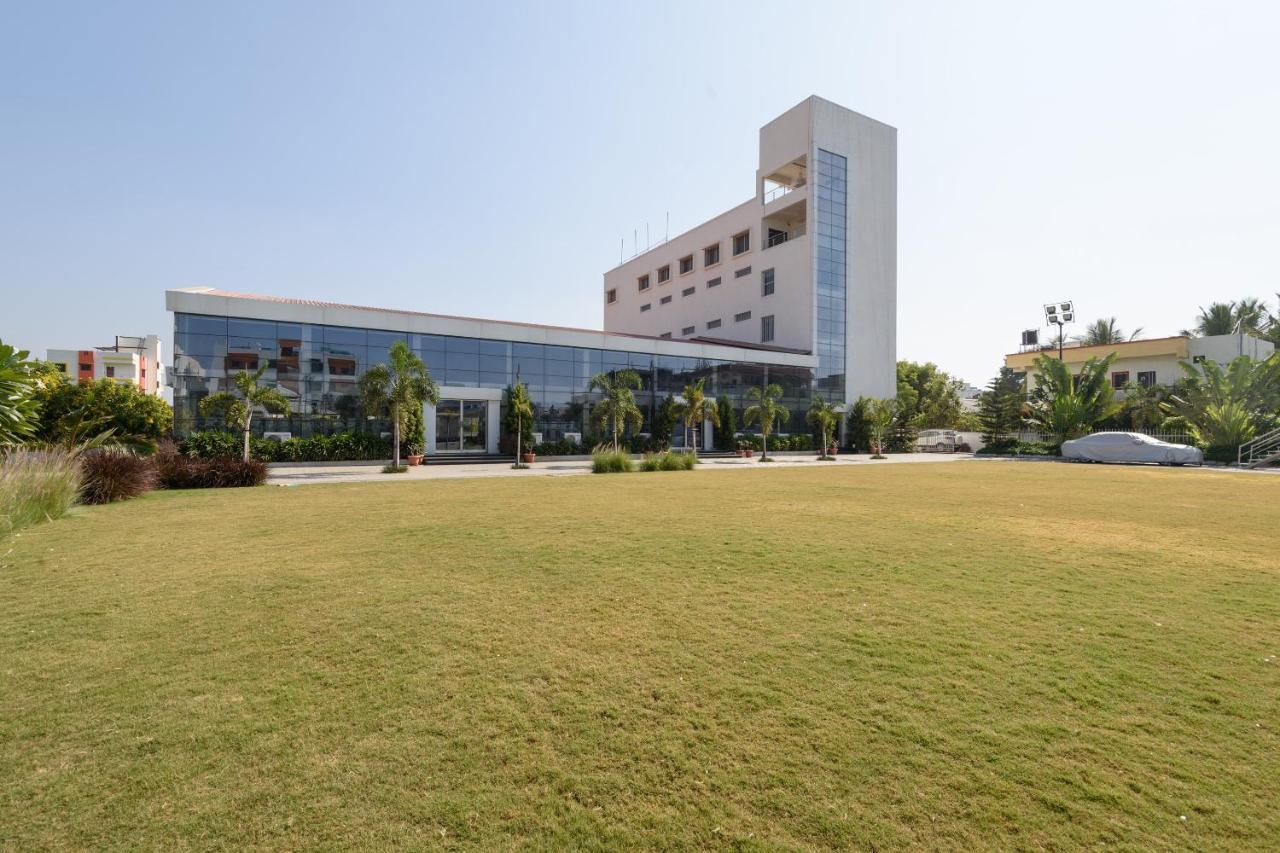 Oyo 22964 Kundan Lawns Hotel Shirdi Zewnętrze zdjęcie
